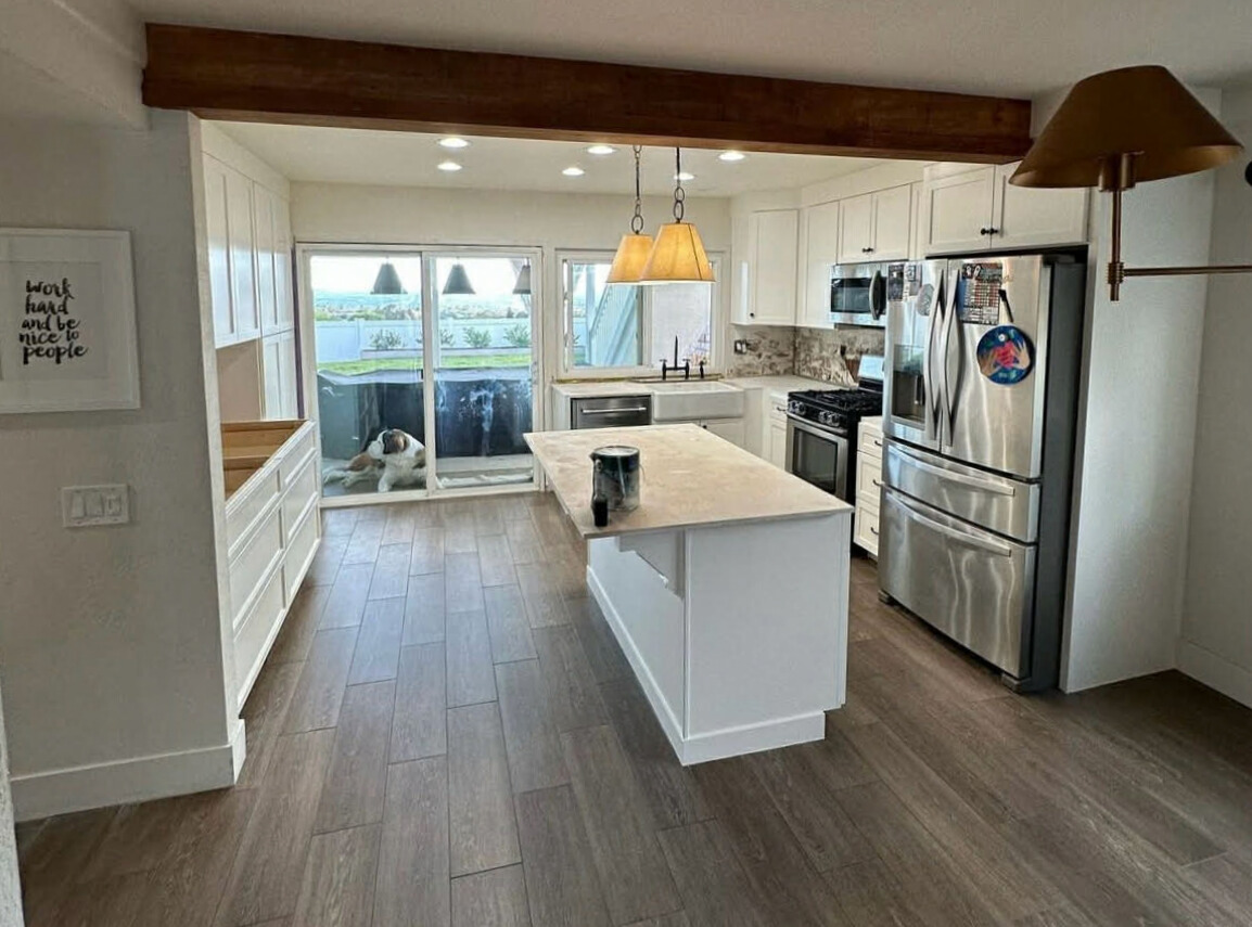 The same kitchen after remodeling by Onyx GC