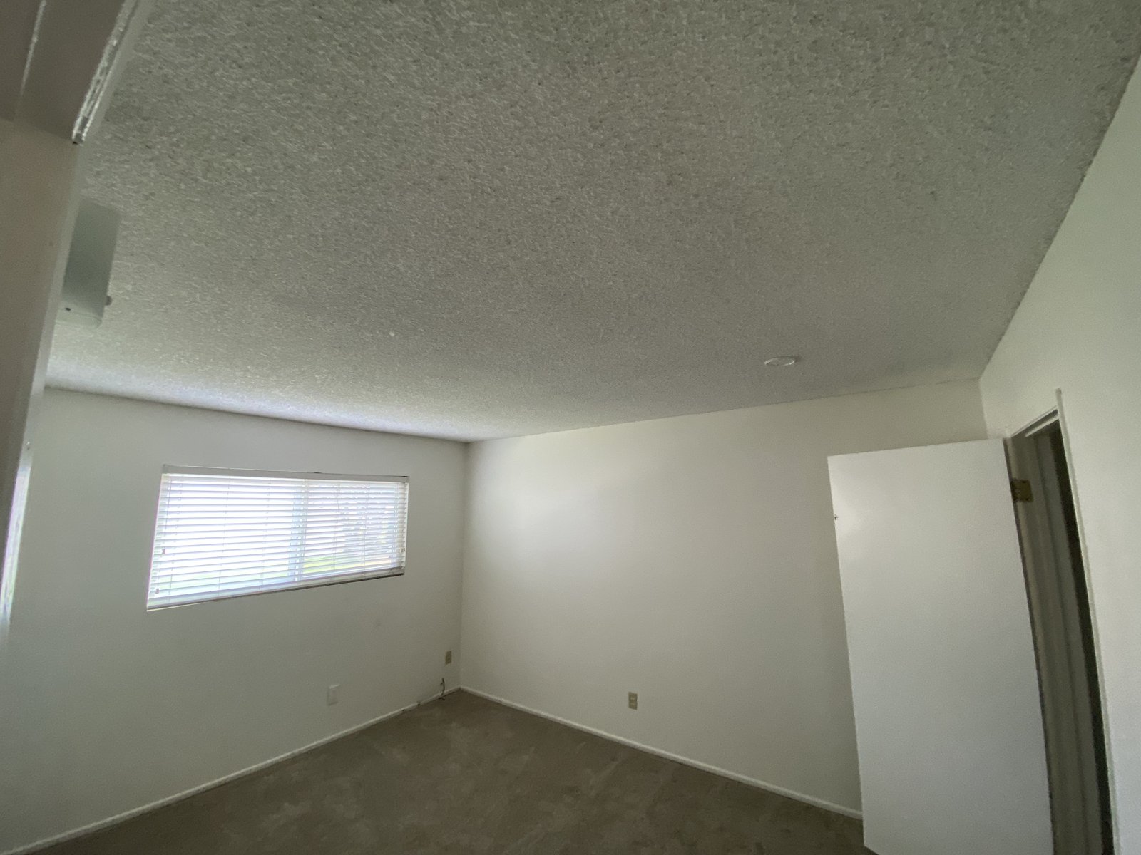 Drywall patch prepped and textured before painting, Orange County (3 of 6)
