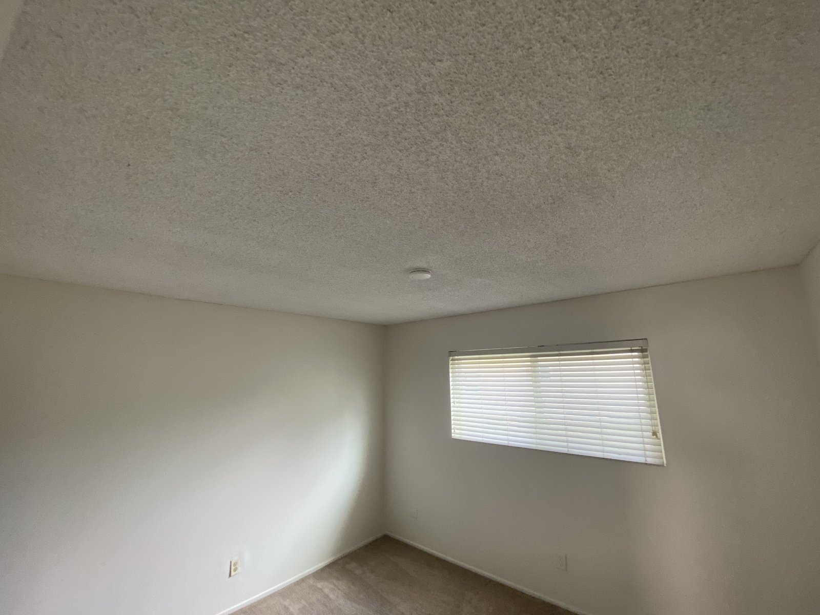 Drywall patch prepped and textured before painting, Orange County (4 of 6)